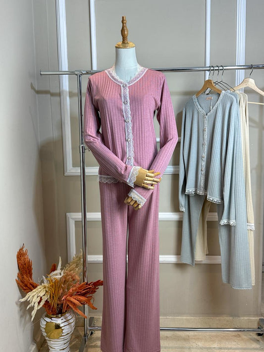 Eve - Pyjama boutonné - Élégance nocturne et raffinement sobre